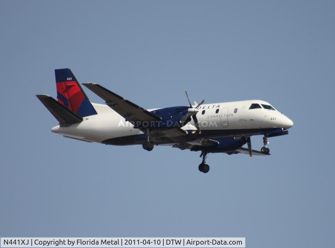 N441XJ, 1998 Saab 340B C/N 340B441, Delta Connection Saab 340B