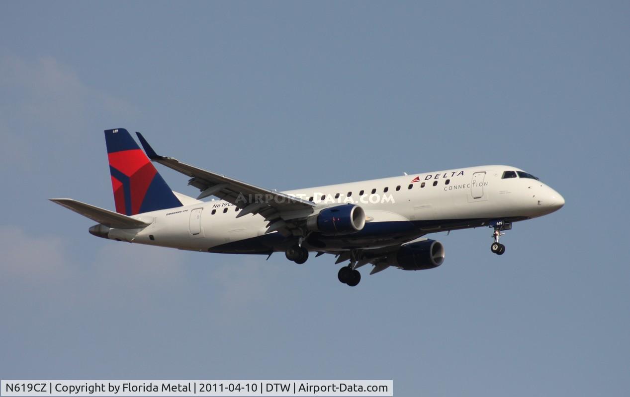 N619CZ, 2008 Embraer 175LR (ERJ-170-200LR) C/N 17000213, Delta Connection E175