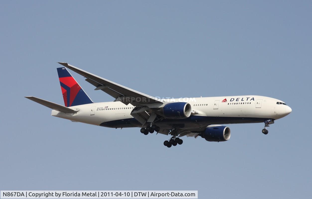 N867DA, 2002 Boeing 777-232 C/N 29743, Delta 777