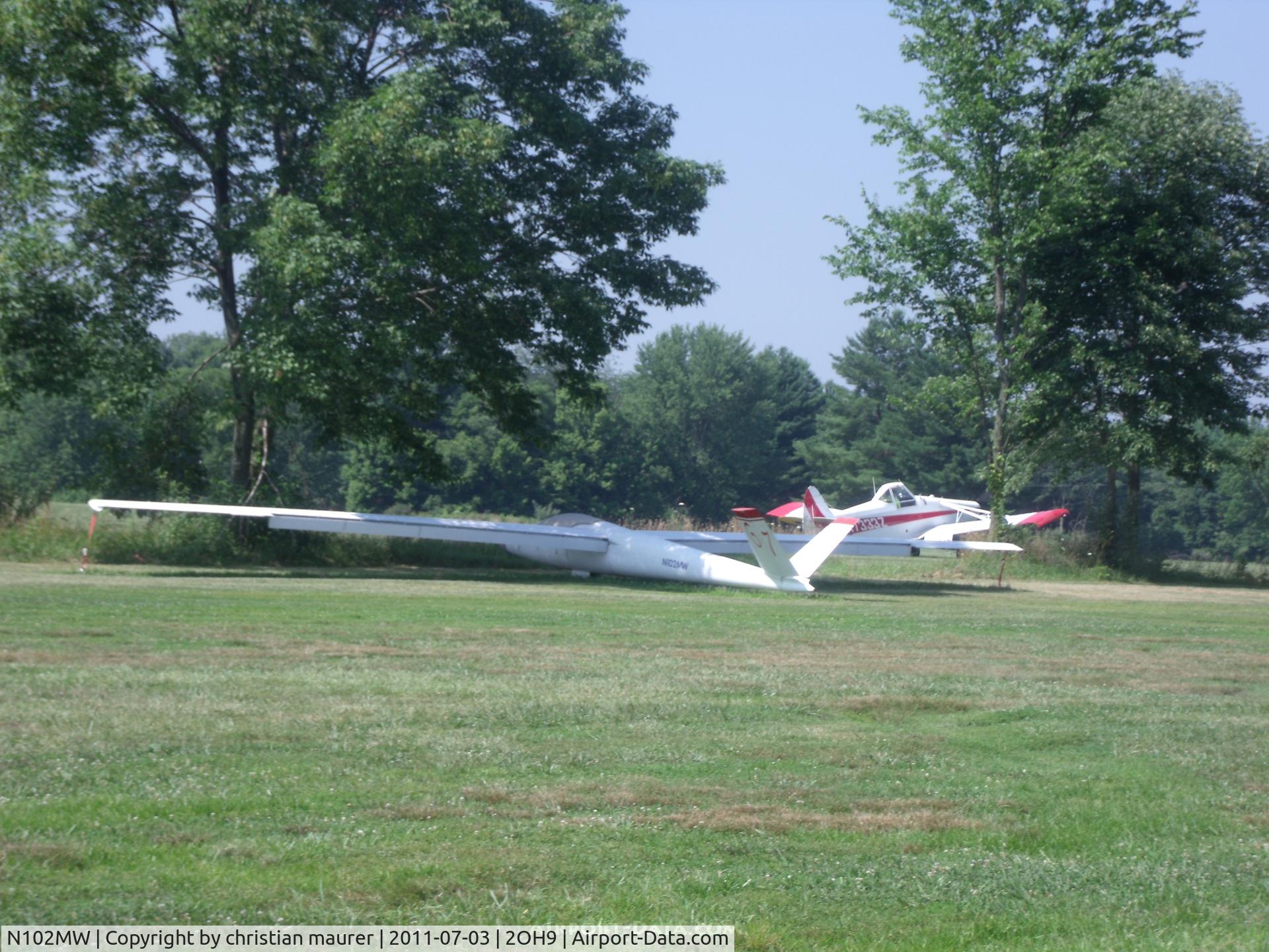 N102MW, 1985 Schreder HP-14 C/N 44, at ccsc