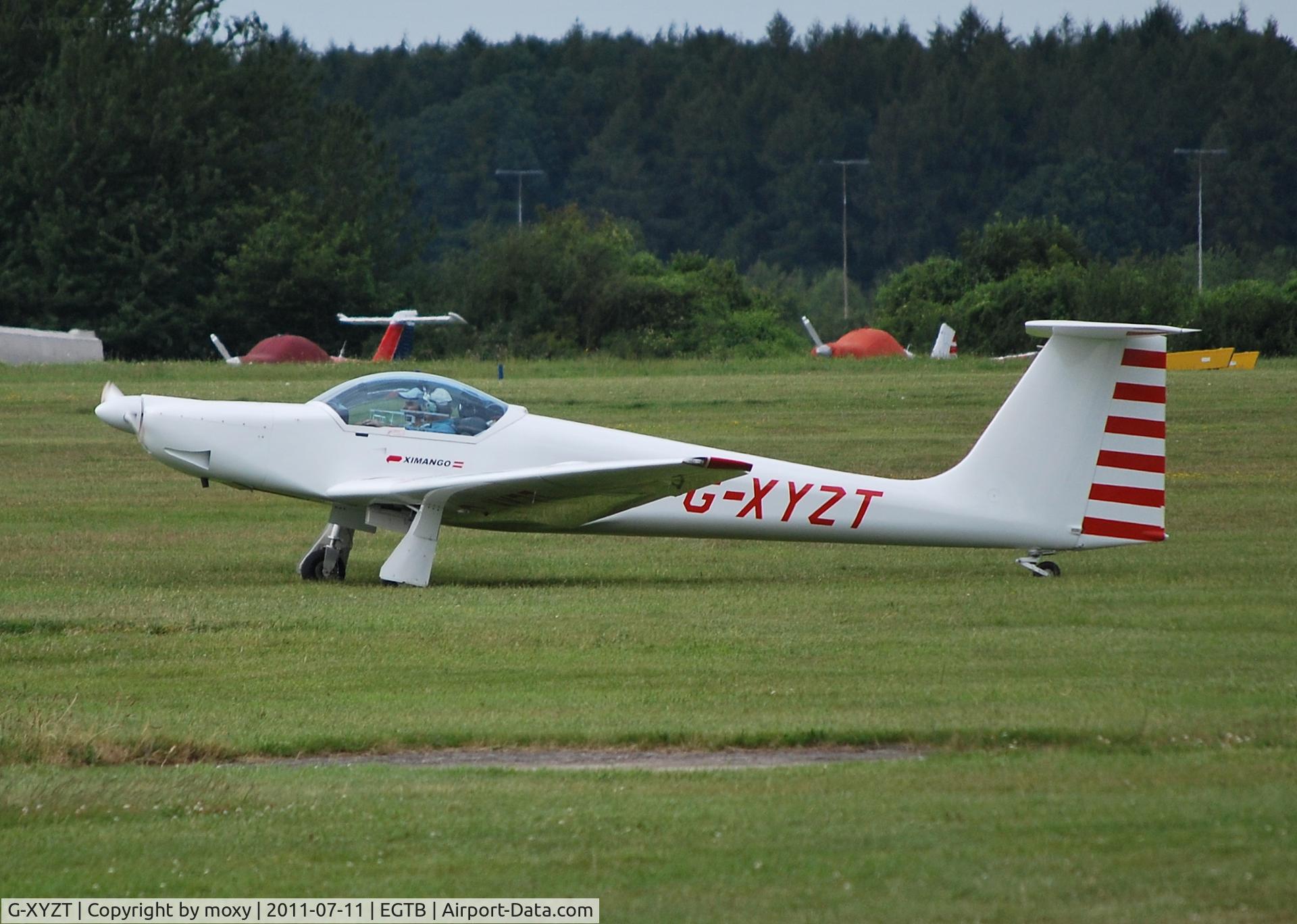 G-XYZT, 2007 Aeromot AMT-200S Super Ximango C/N 200.176, Super Ximango, a Brazilian manufactured powered sailplane at Wycombe Air Park.