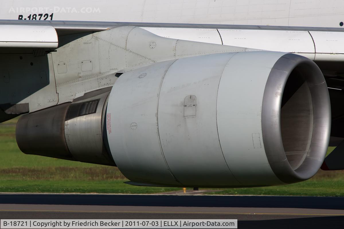 B-18721, 2005 Boeing 747-409F/SCD C/N 33738, powerful engines pulling towards the holding point of RW06