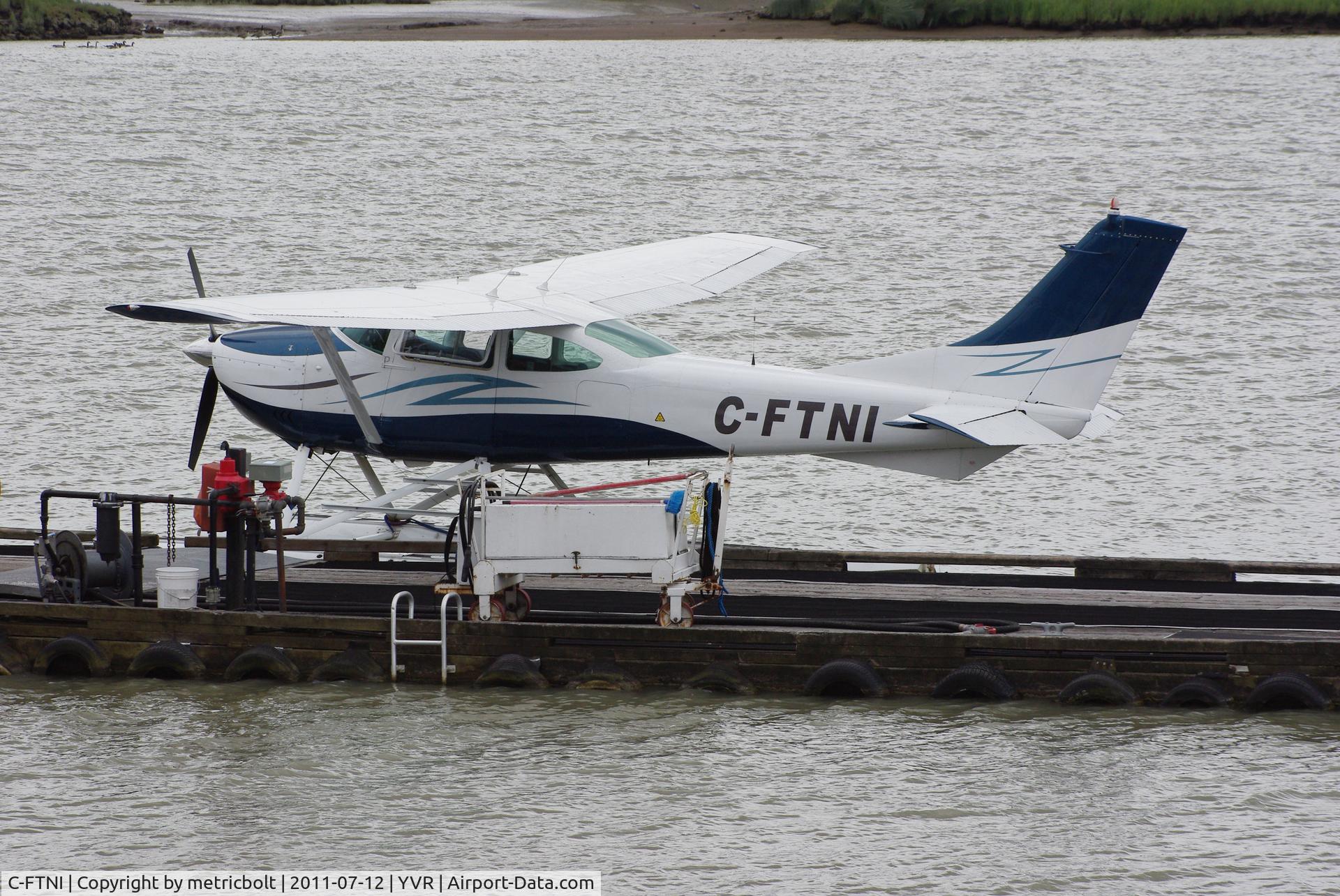 C-FTNI, 1964 Cessna 182G Skylane C/N 18255208, At the loading dock