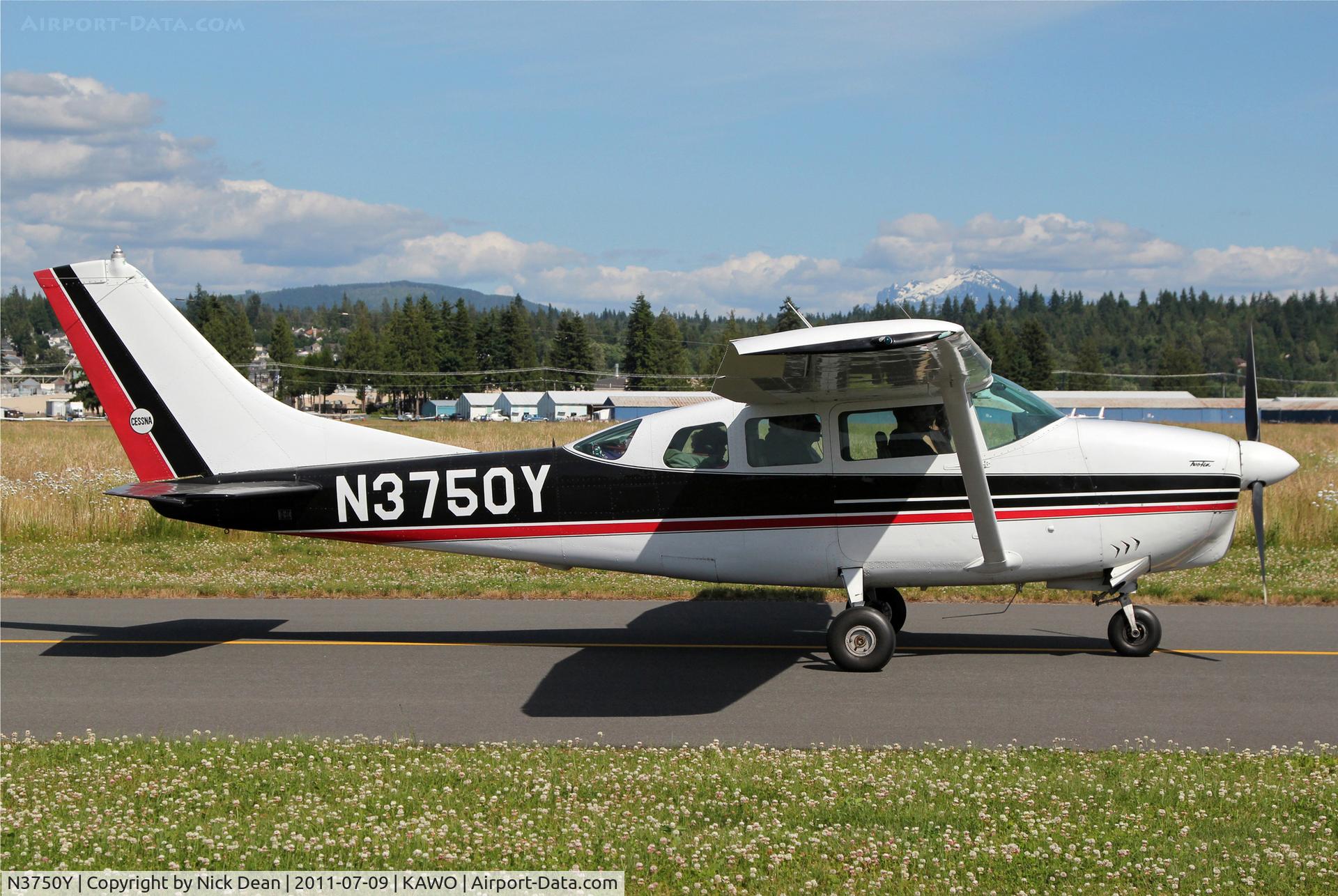 N3750Y, 1963 Cessna 210D Centurion C/N 21058250, KAWO/AWO