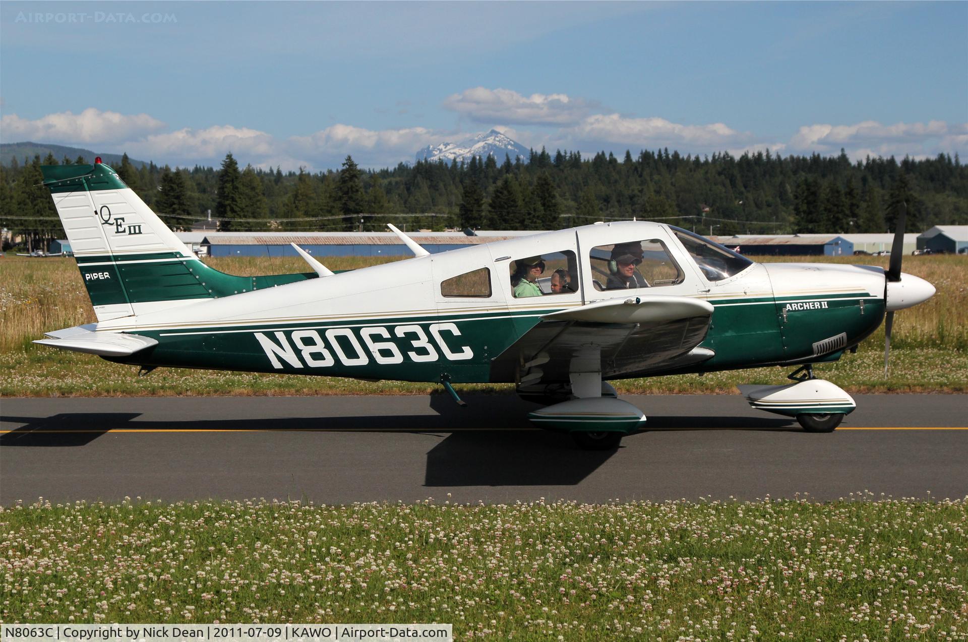 N8063C, 1975 Piper PA-28-181 C/N 28-7690100, KAWO/AWO