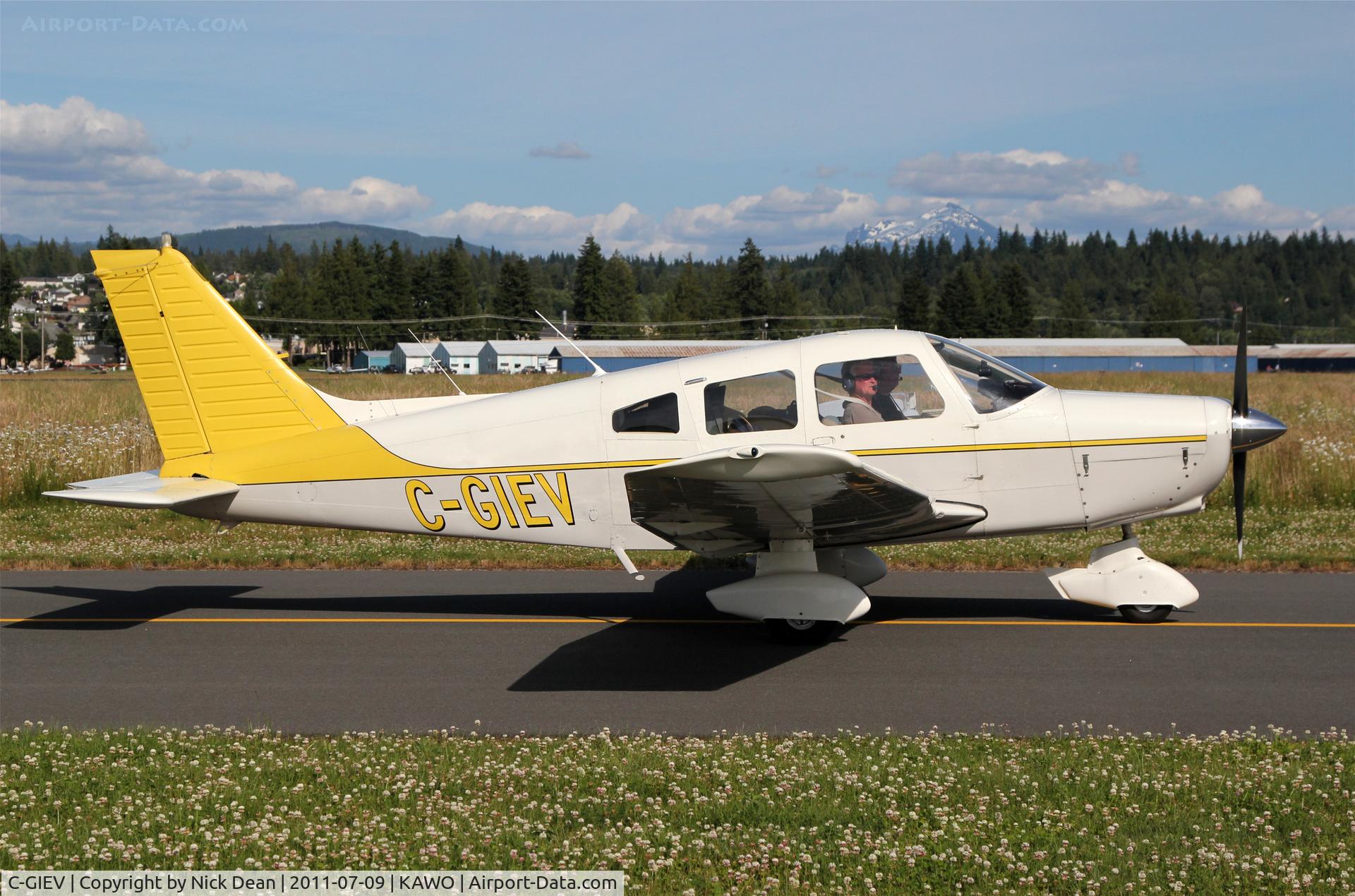 C-GIEV, 1976 Piper PA-28-151 C/N 28-7615231, KAWO/AWO