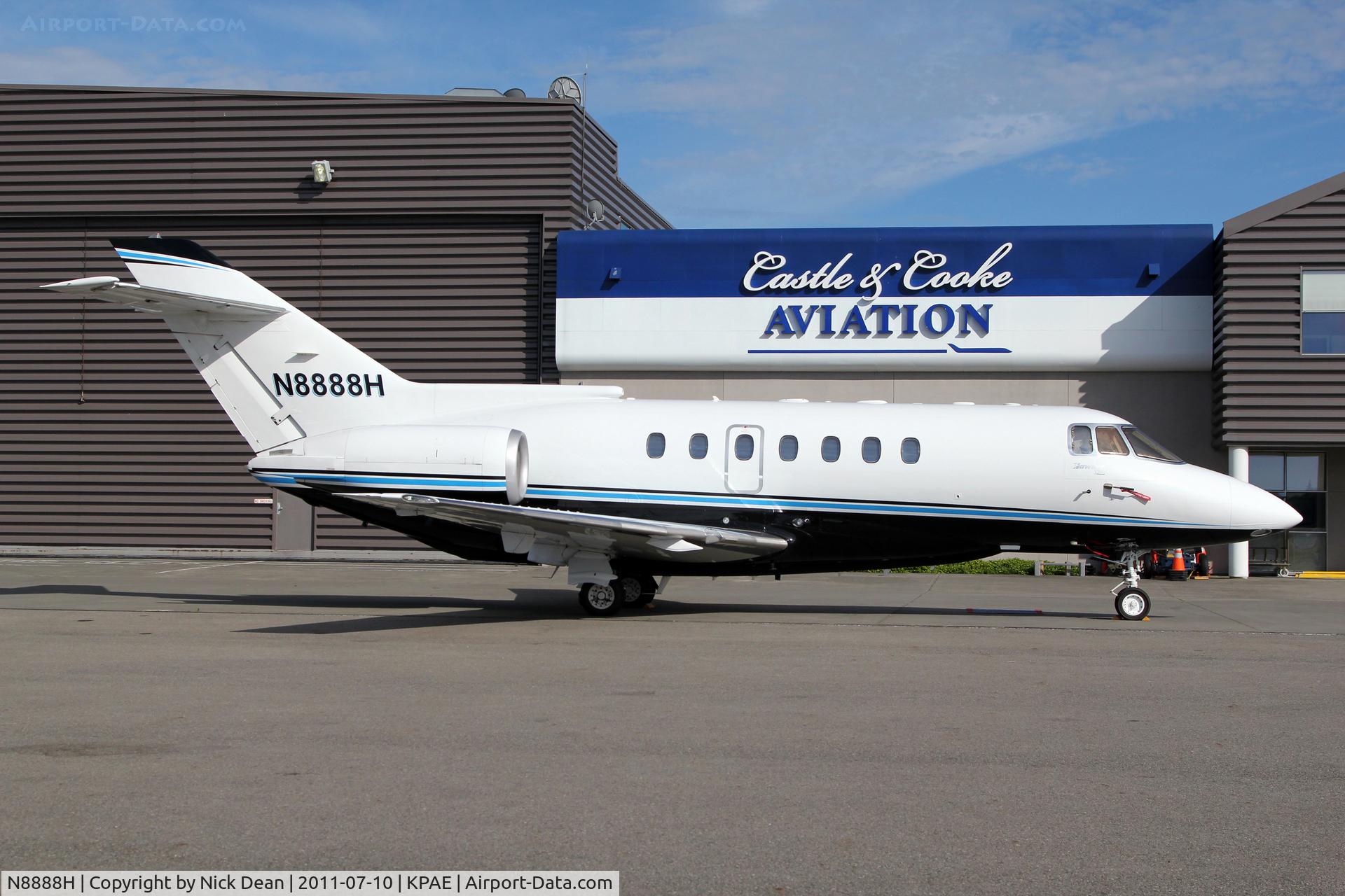 N8888H, 1994 Raytheon Hawker 1000 C/N 259043, KPAE/PAE