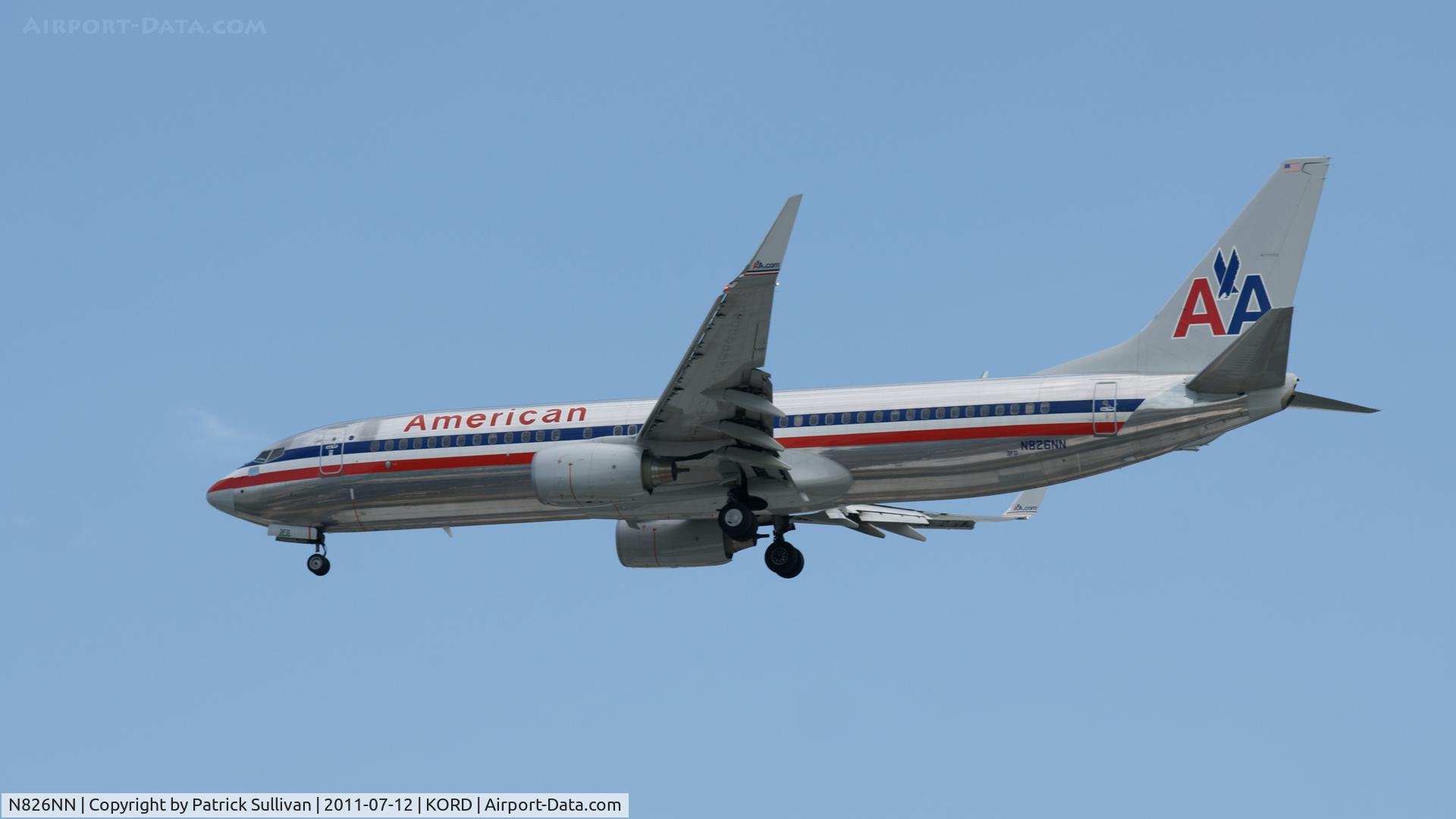 N826NN, 2010 Boeing 737-823 C/N 31089, Landing ORD