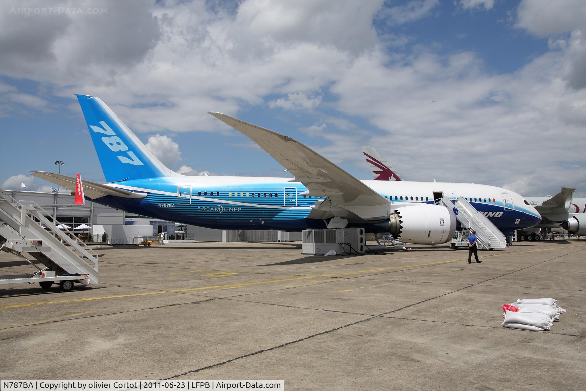 N787BA, 2009 Boeing 787-8 Dreamliner C/N 40690, Paris air show 2011