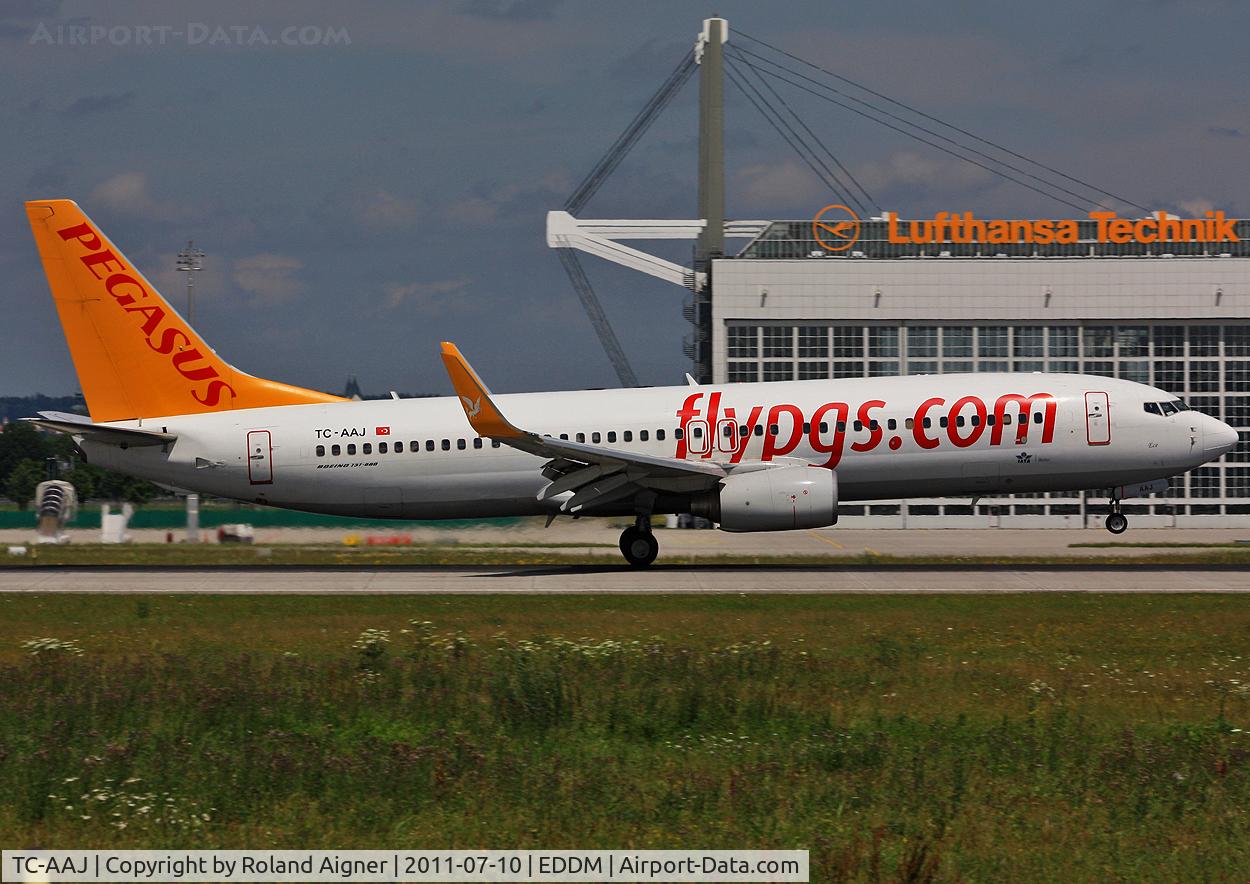 TC-AAJ, 2009 Boeing 737-82R C/N 35702, .........