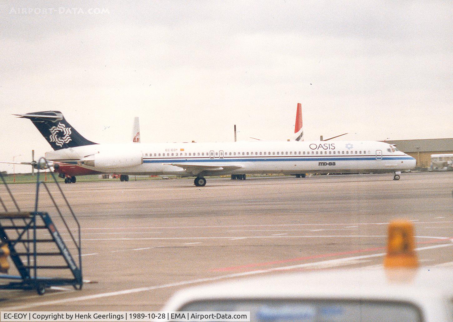 EC-EOY, 1989 McDonnell Douglas MD-83 (DC-9-83) C/N 49629, Oasis