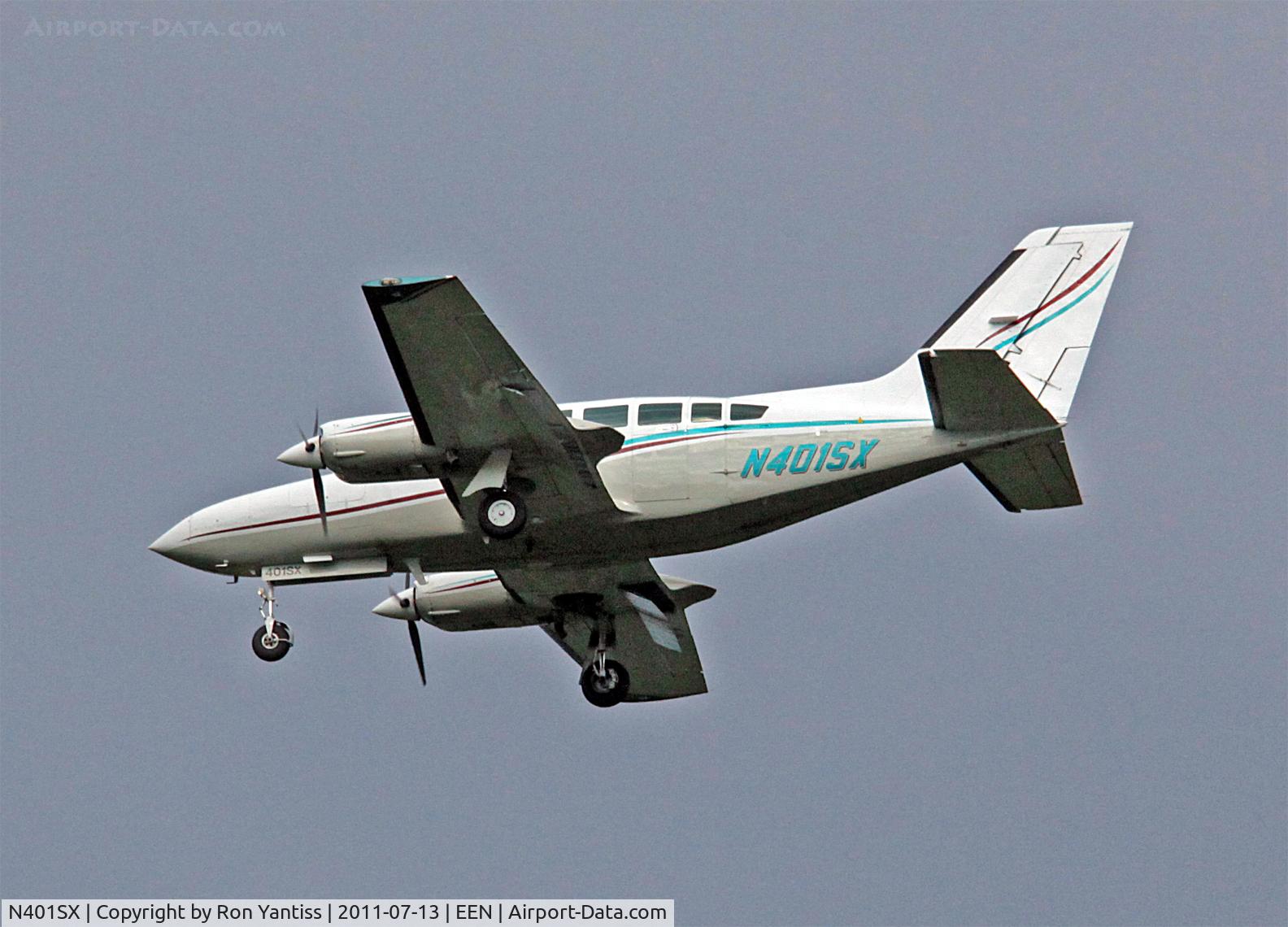 N401SX, Cessna 402C C/N 402C0447, On approach from the South to Keene, NH at 17:16
