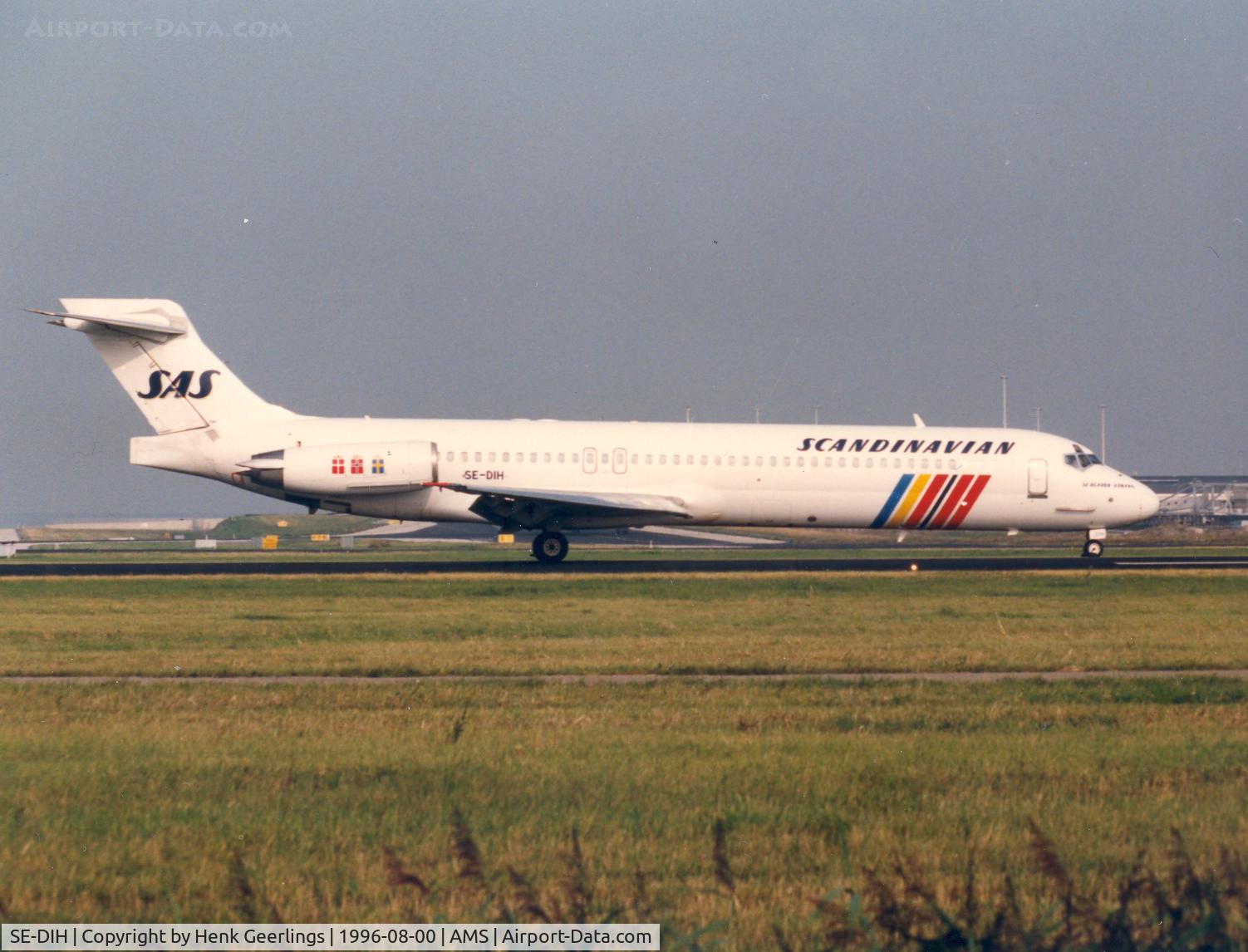 SE-DIH, 1989 McDonnell Douglas MD-87 (DC-9-87) C/N 49608, Scandinavian - SAS