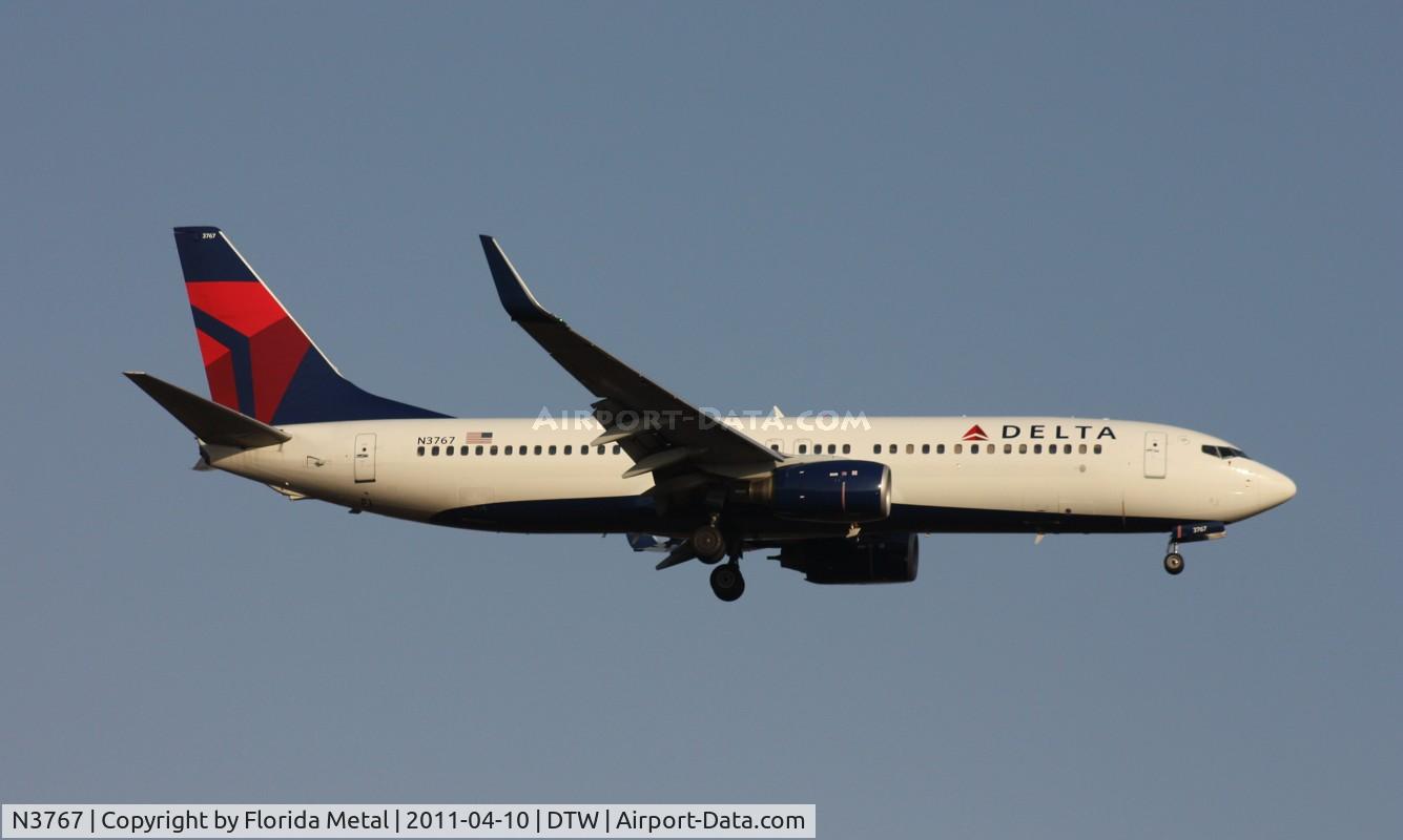 N3767, 2001 Boeing 737-832 C/N 30821, Delta 737-800