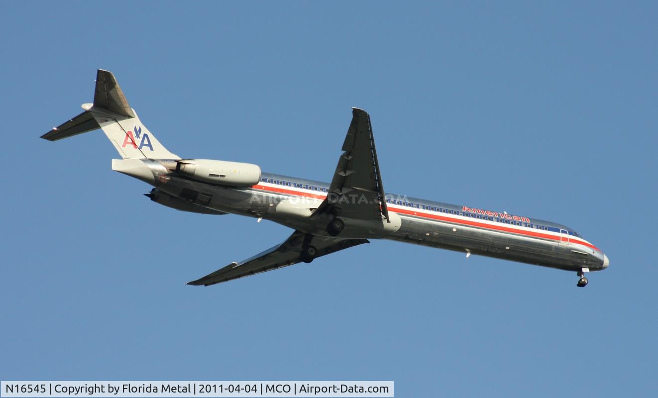 N16545, 1990 McDonnell Douglas MD-82 (DC-9-82) C/N 53027, American MD-82