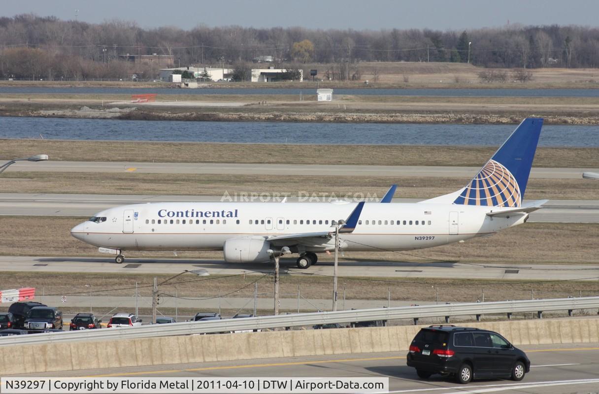 N39297, 2005 Boeing 737-824 C/N 34003, Continental 737