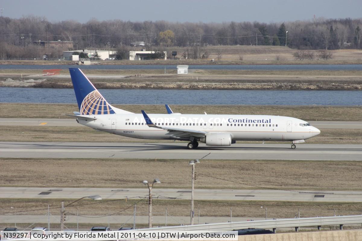 N39297, 2005 Boeing 737-824 C/N 34003, Continental 737