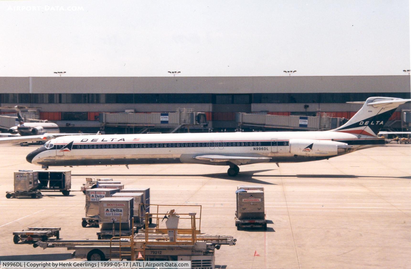 N996DL, 1991 McDonnell Douglas MD-88 C/N 53363, Delta