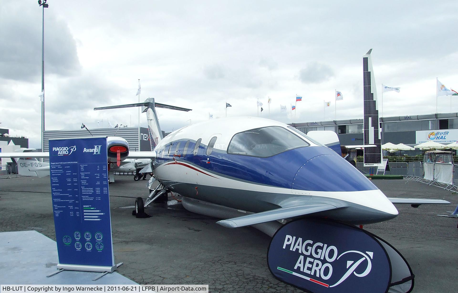 HB-LUT, 2010 Piaggio P-180 Avanti C/N 1201, Piaggio P.180 Avanti at the Aerosalon 2011, Paris