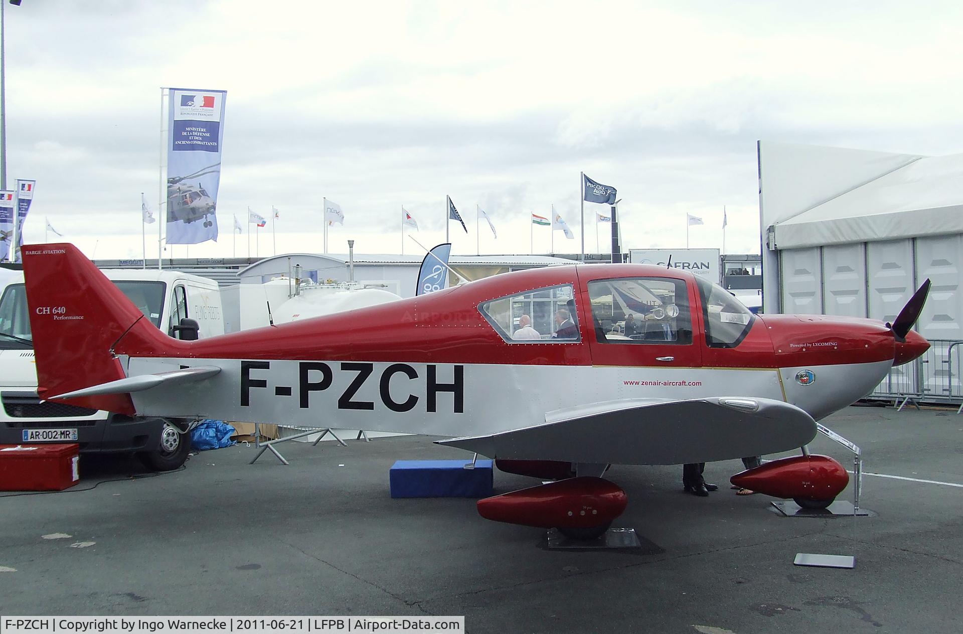 F-PZCH, Zenair CH-640 Zodiac C/N 105, Zenair CH 640 Performance at the Aerosalon 2011, Paris