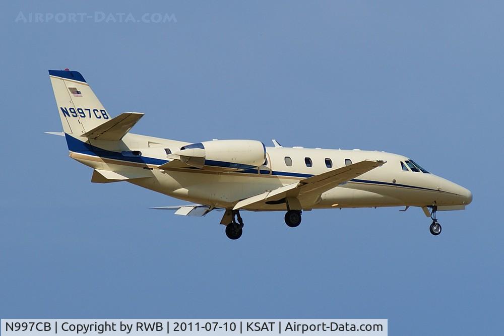 N997CB, 2000 Cessna 560XL Citation Excel C/N 560-5102, Landing 12R