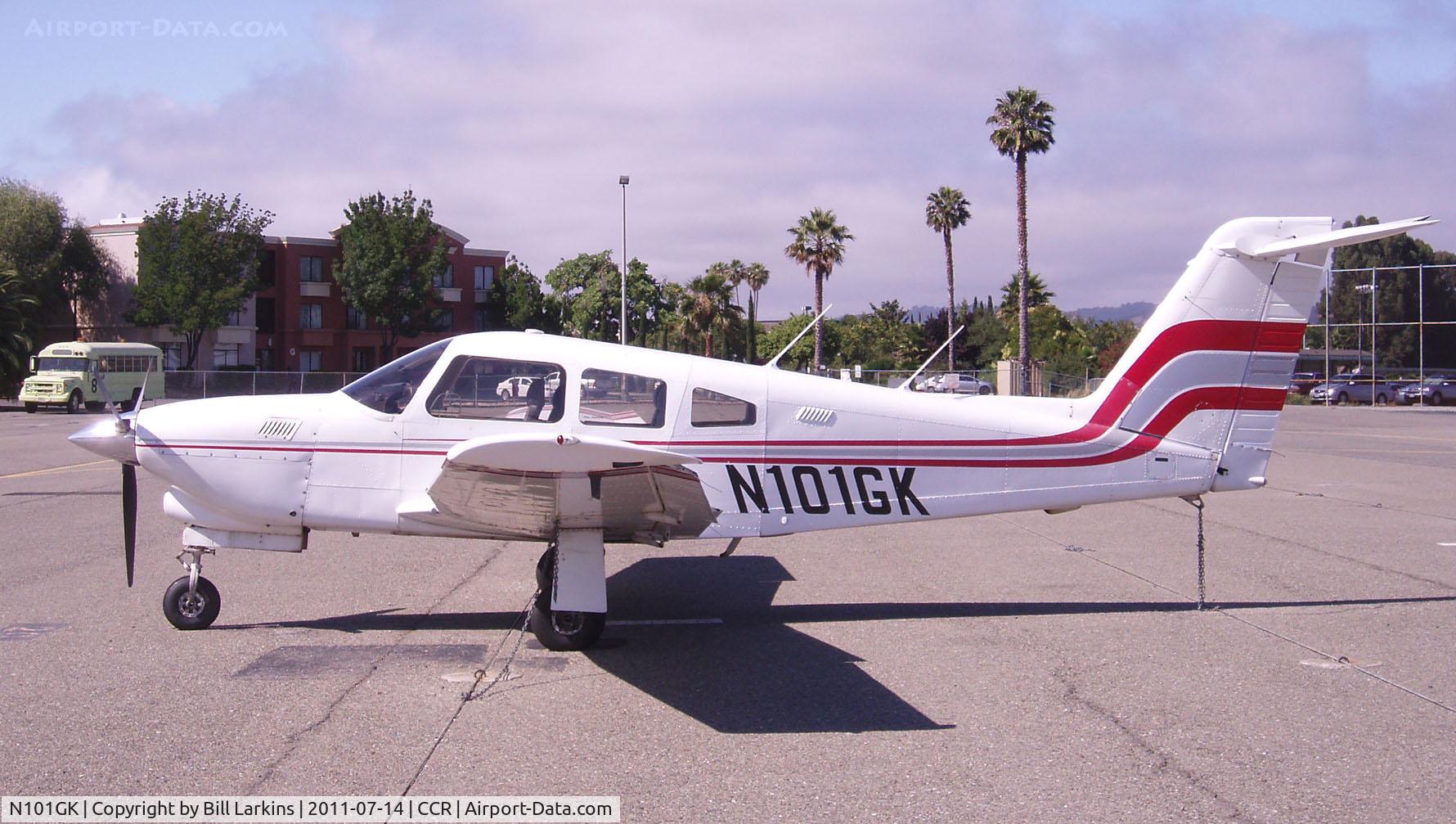 N101GK, 1979 Piper PA-28RT-201T Arrow IV C/N 28R-7931172, Visitor