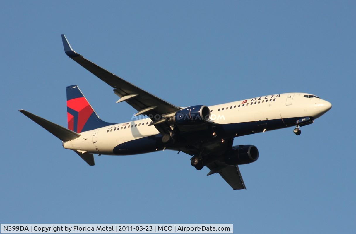 N399DA, 2000 Boeing 737-832 C/N 30379, Delta 737-800