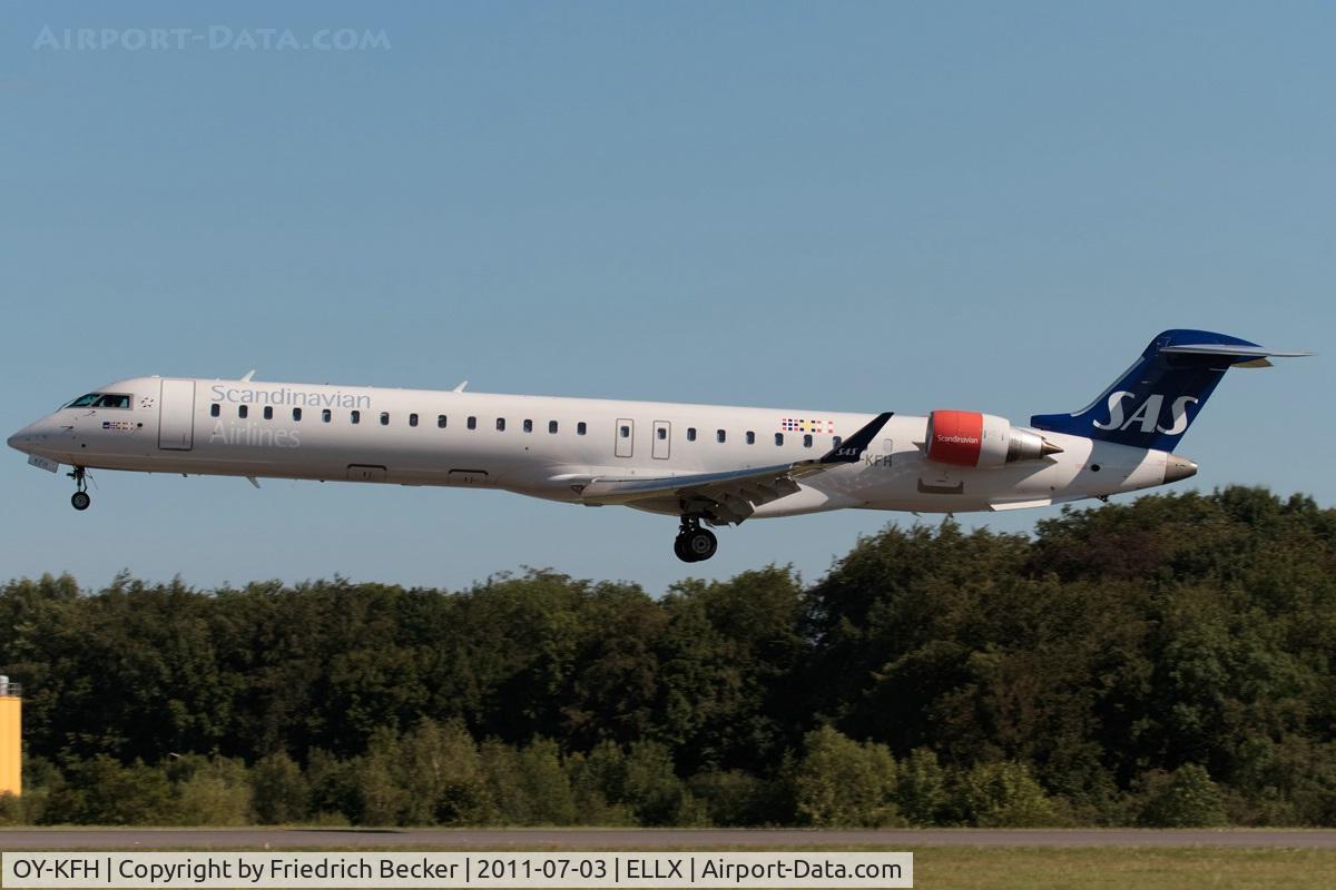 OY-KFH, 2009 Bombardier CRJ-900 (CL-600-2D24) C/N 15240, on final RW06