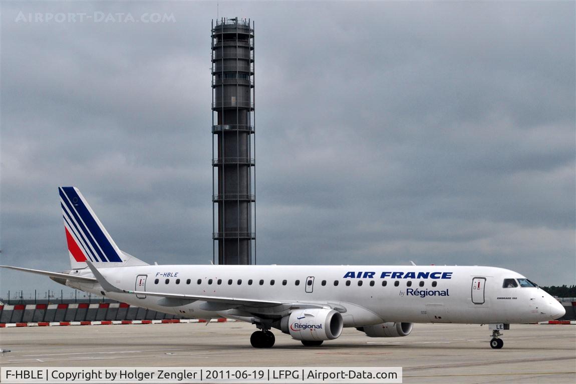 F-HBLE, 2007 Embraer 190AR (ERJ-190-100IGW) C/N 19000123, Taxiing to rwy 26L.....