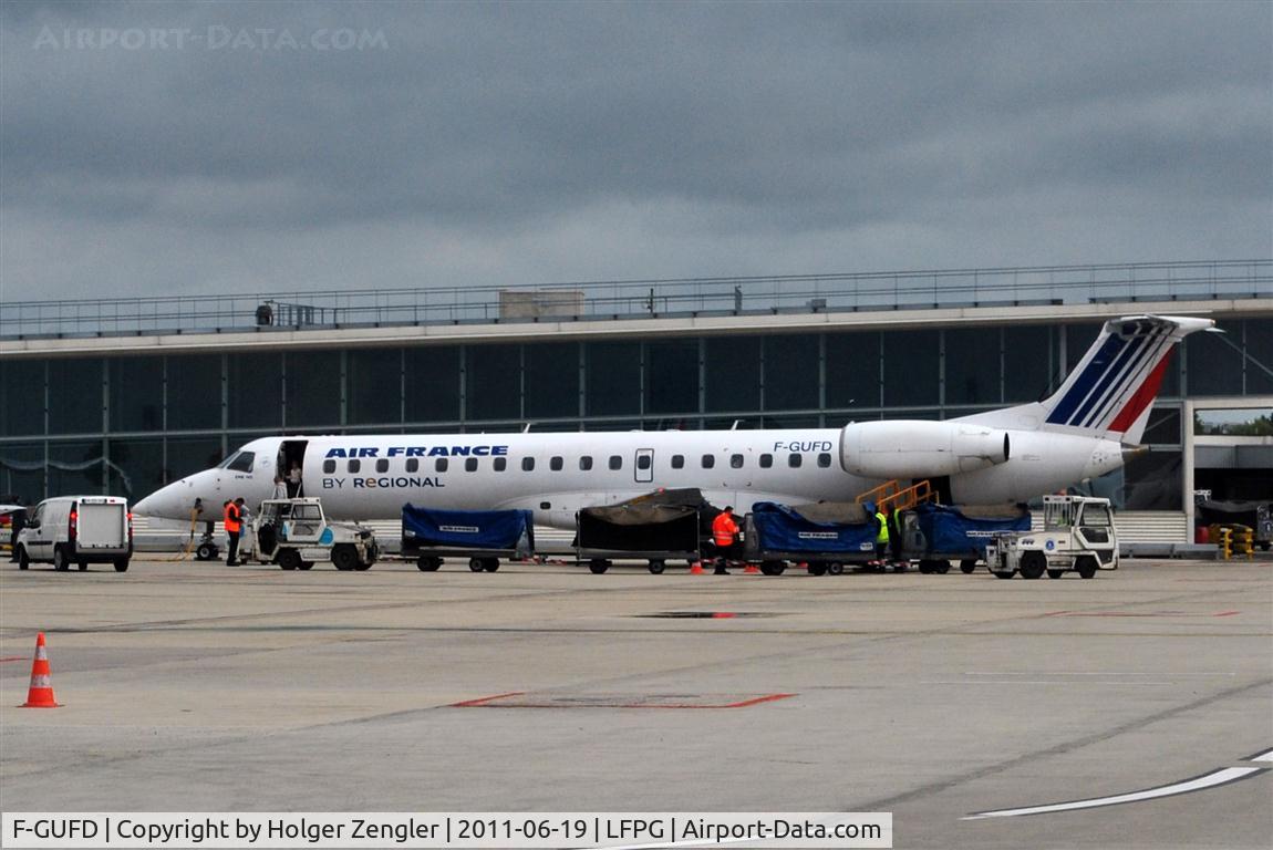 F-GUFD, 1999 Embraer ERJ-145LR (EMB-145LR) C/N 145197, Often seen at LEJ but today its been getting ready for an other destination.