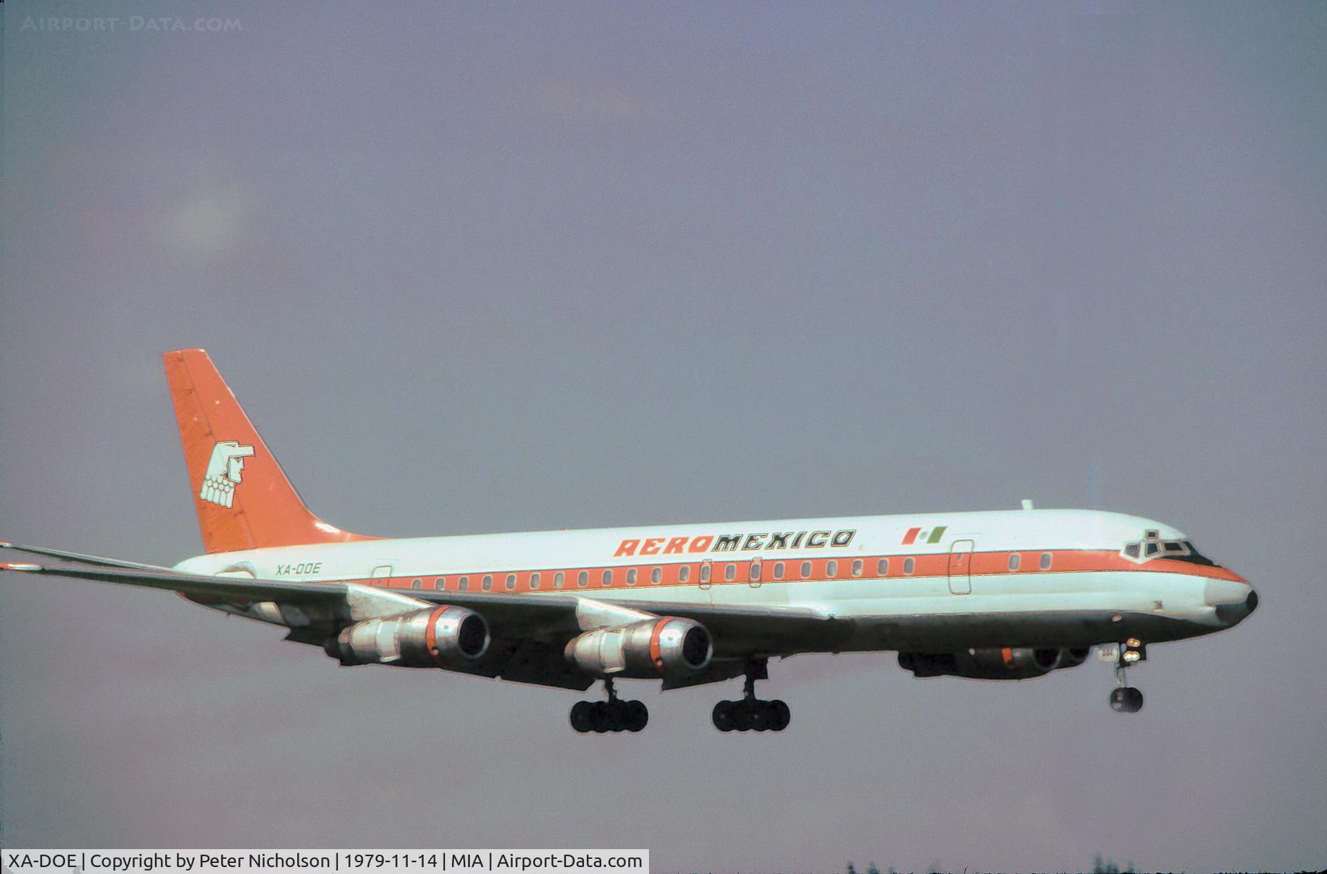 XA-DOE, 1958 Douglas DC-8-51 C/N 45252, DC-8-51 of Aeromexico on final approach to Miami International in November 1979.