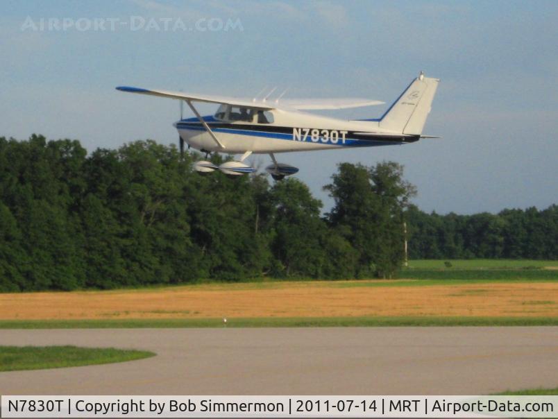 N7830T, 1960 Cessna 172A C/N 47430, Departing RWY 9 at Marysville, Ohio