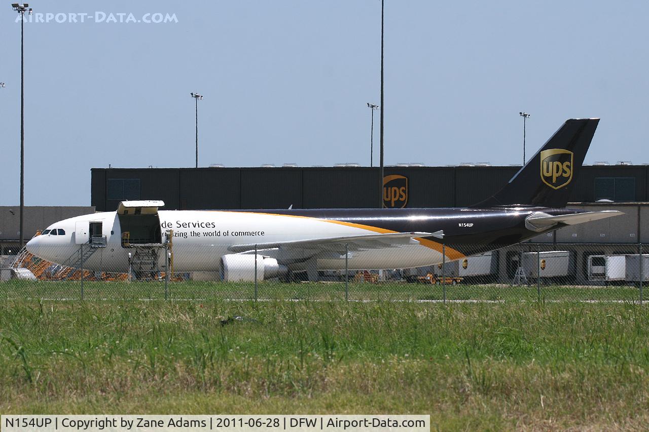 N154UP, 2004 Airbus A300F4-622R C/N 0840, On the UPS ramp at DFW Airport