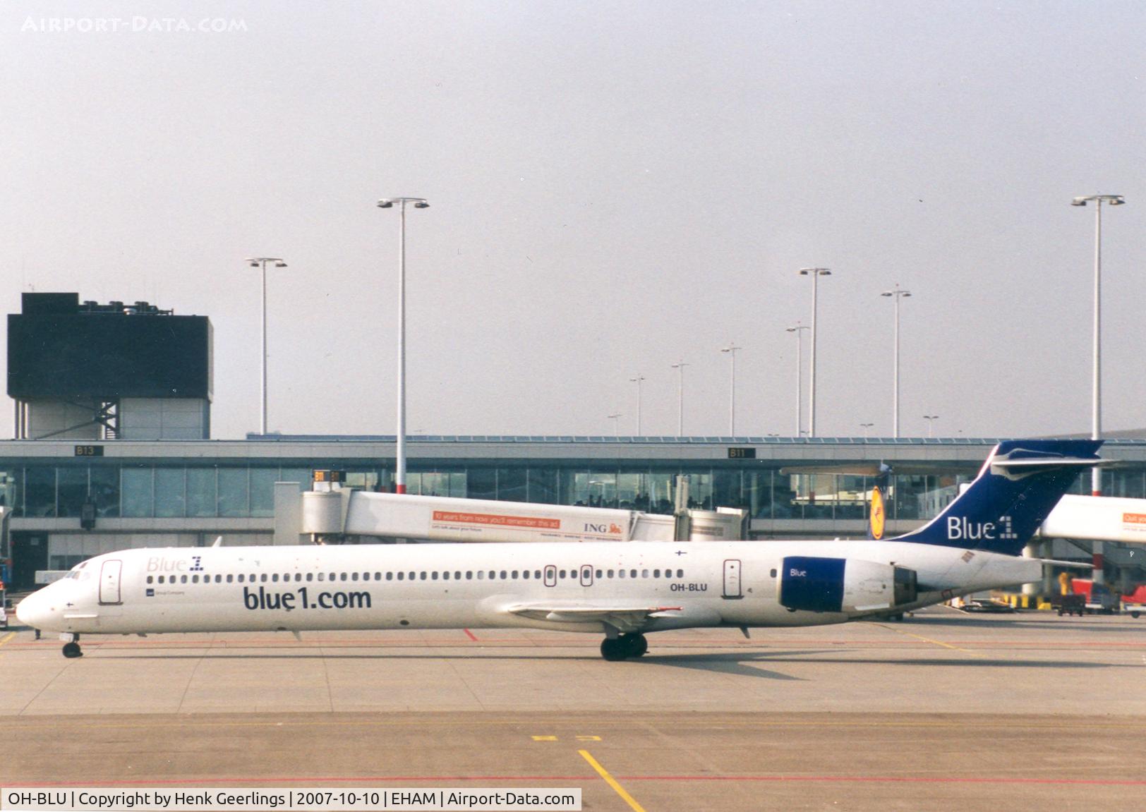 OH-BLU, 1996 McDonnell Douglas MD-90-30 C/N 53458, Blue 1