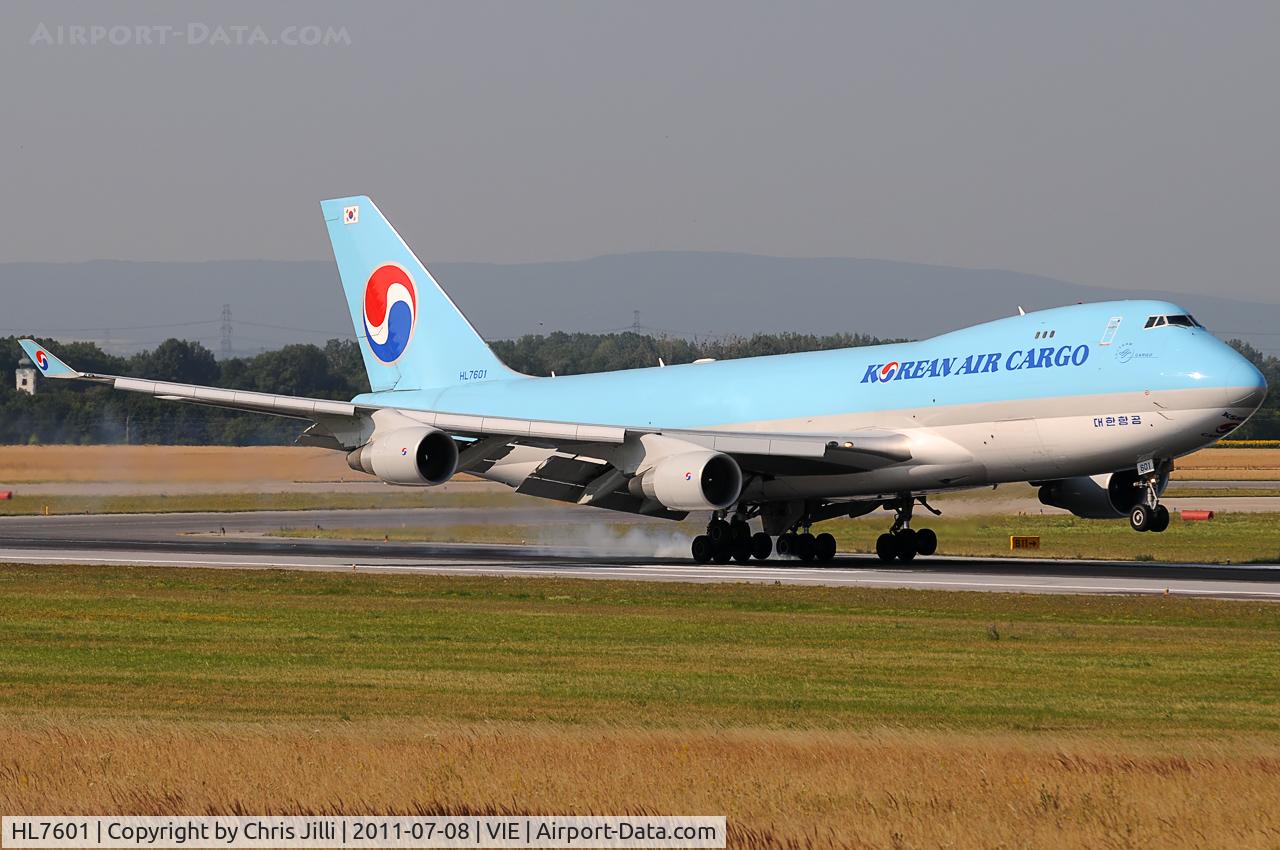 HL7601, 2004 Boeing 747-4B5F/SCD C/N 33949, Korean Air Cargo