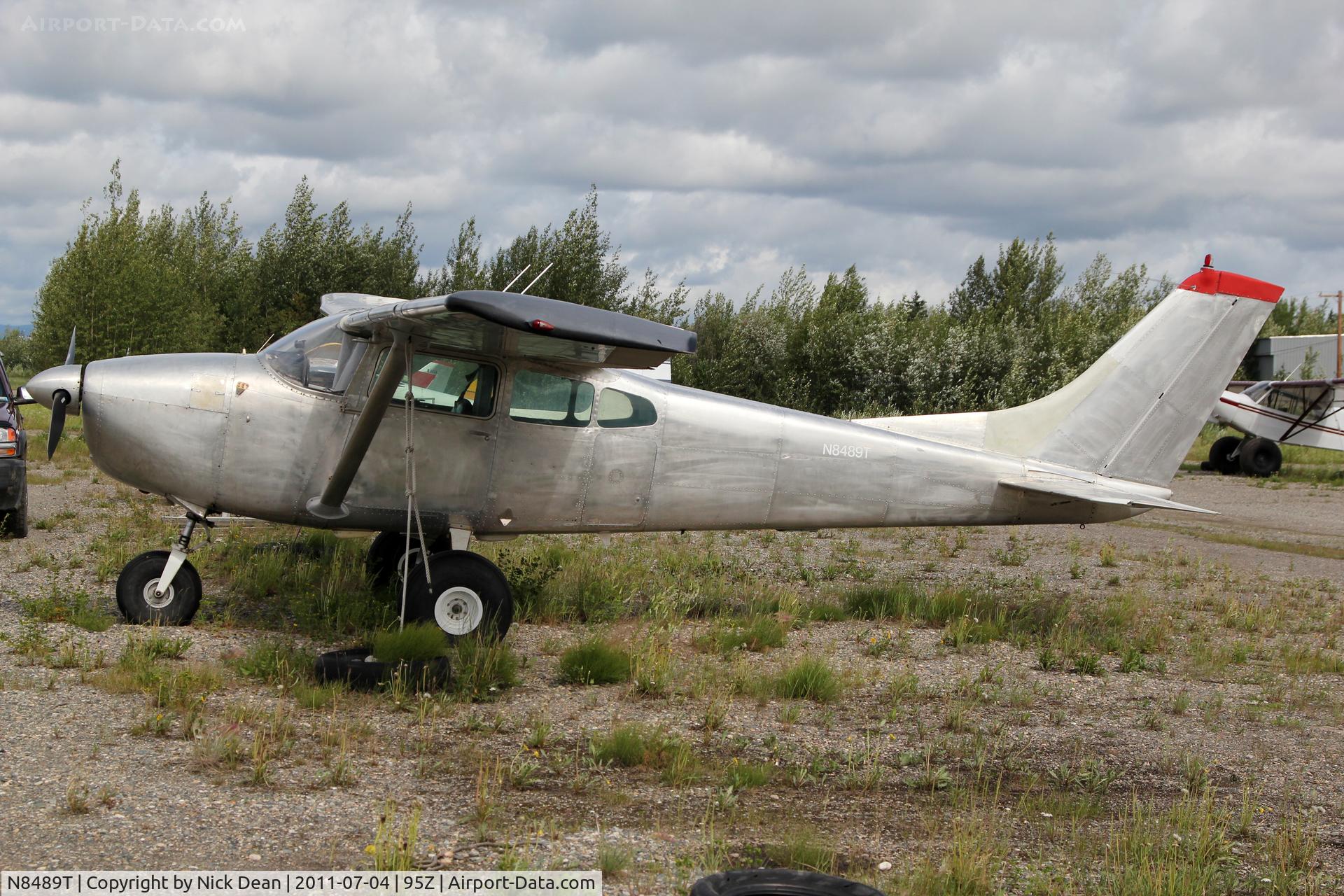 N8489T, 1959 Cessna 182C Skylane C/N 52389, 95Z North Pole