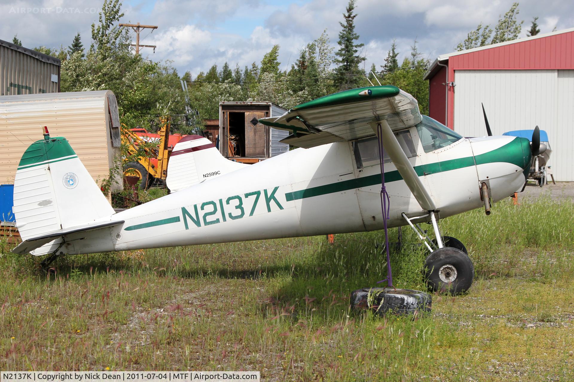 N2137K, 1947 Silvaire LUSCOMBE 8A C/N 4864, MTF Metro Field