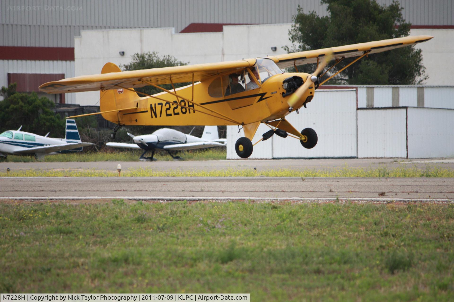 N7228H, 1946 Piper J3C-65 Cub C/N 20494, Lompoc Piper Cub Fly-in 2011