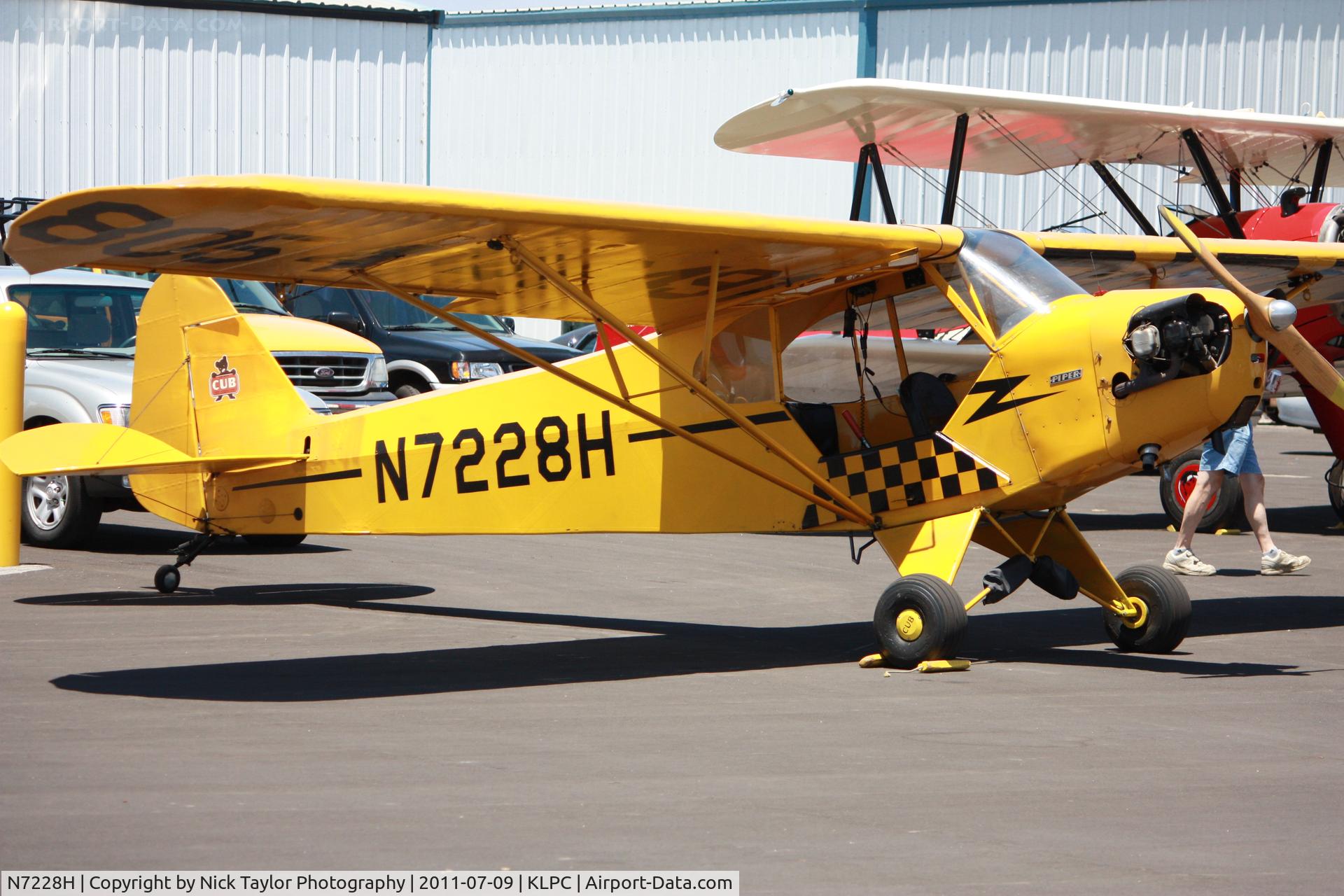 N7228H, 1946 Piper J3C-65 Cub C/N 20494, Lompoc Piper Cub Fly-in 2011