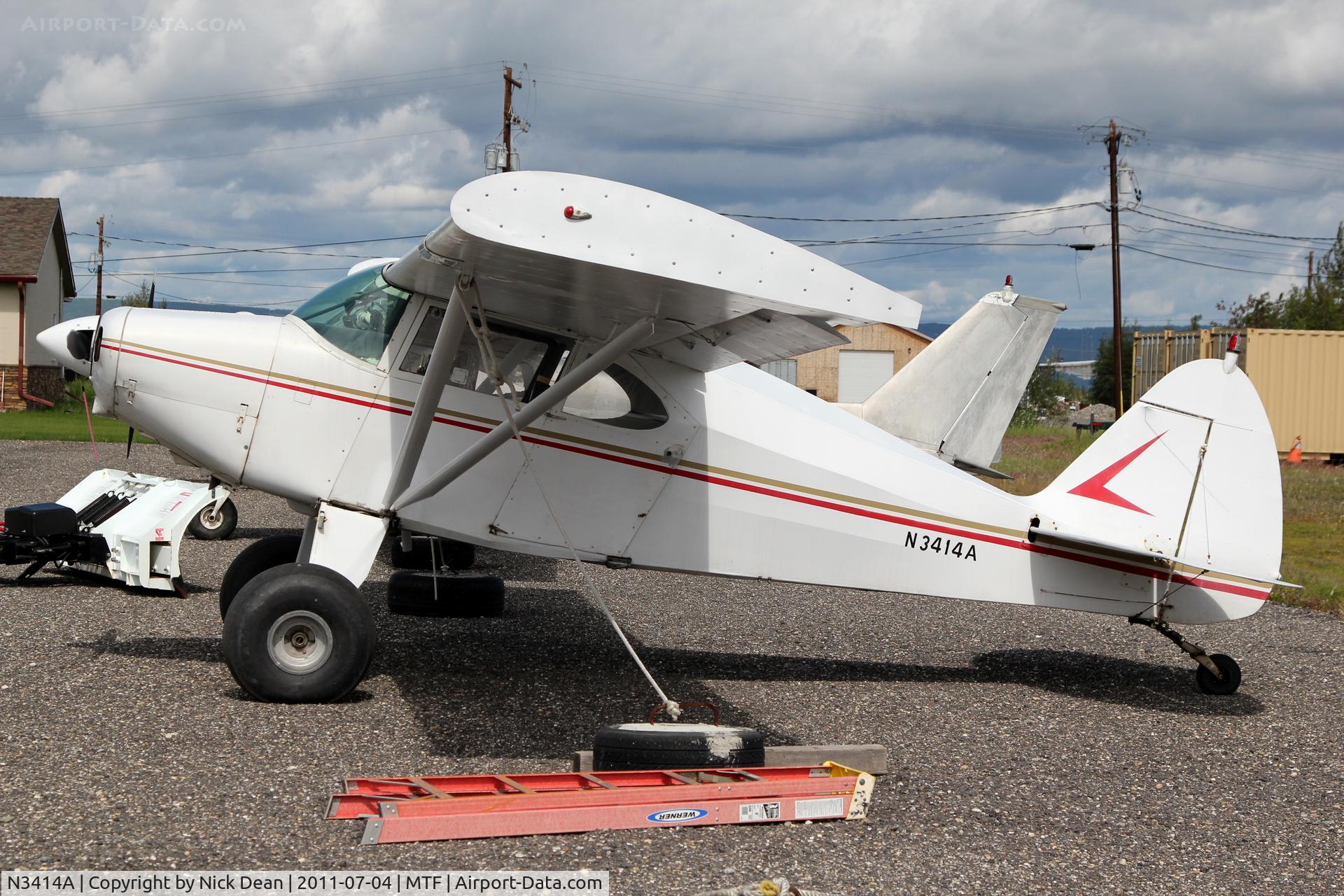 N3414A, 1953 Piper PA-22-135 Tri-Pacer C/N 22-1683, MTF Metro Field