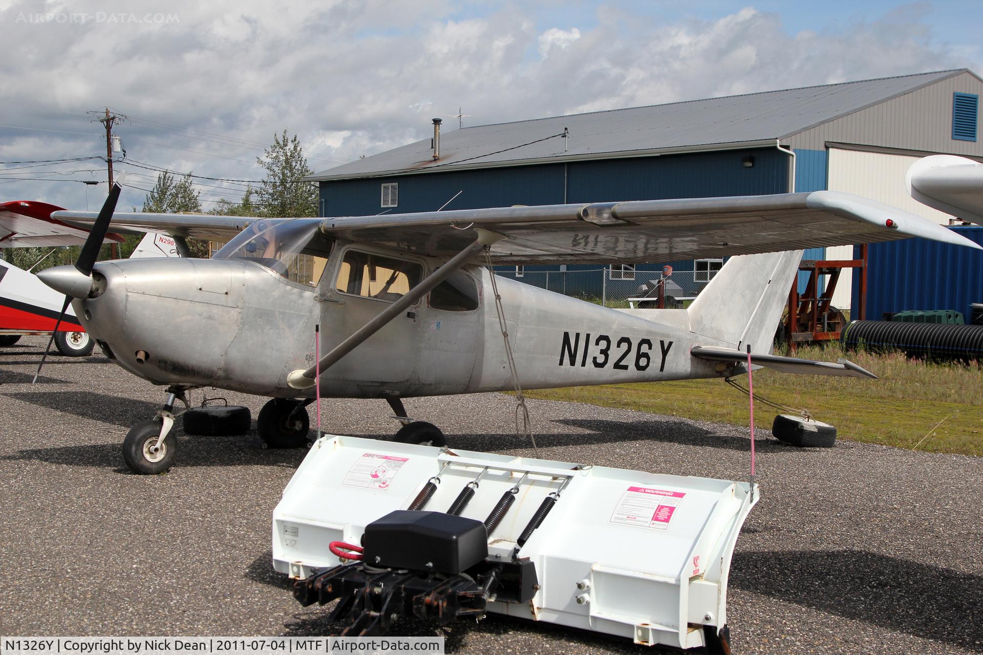 N1326Y, 1961 Cessna 172C C/N 17249026, MTF Metro Field