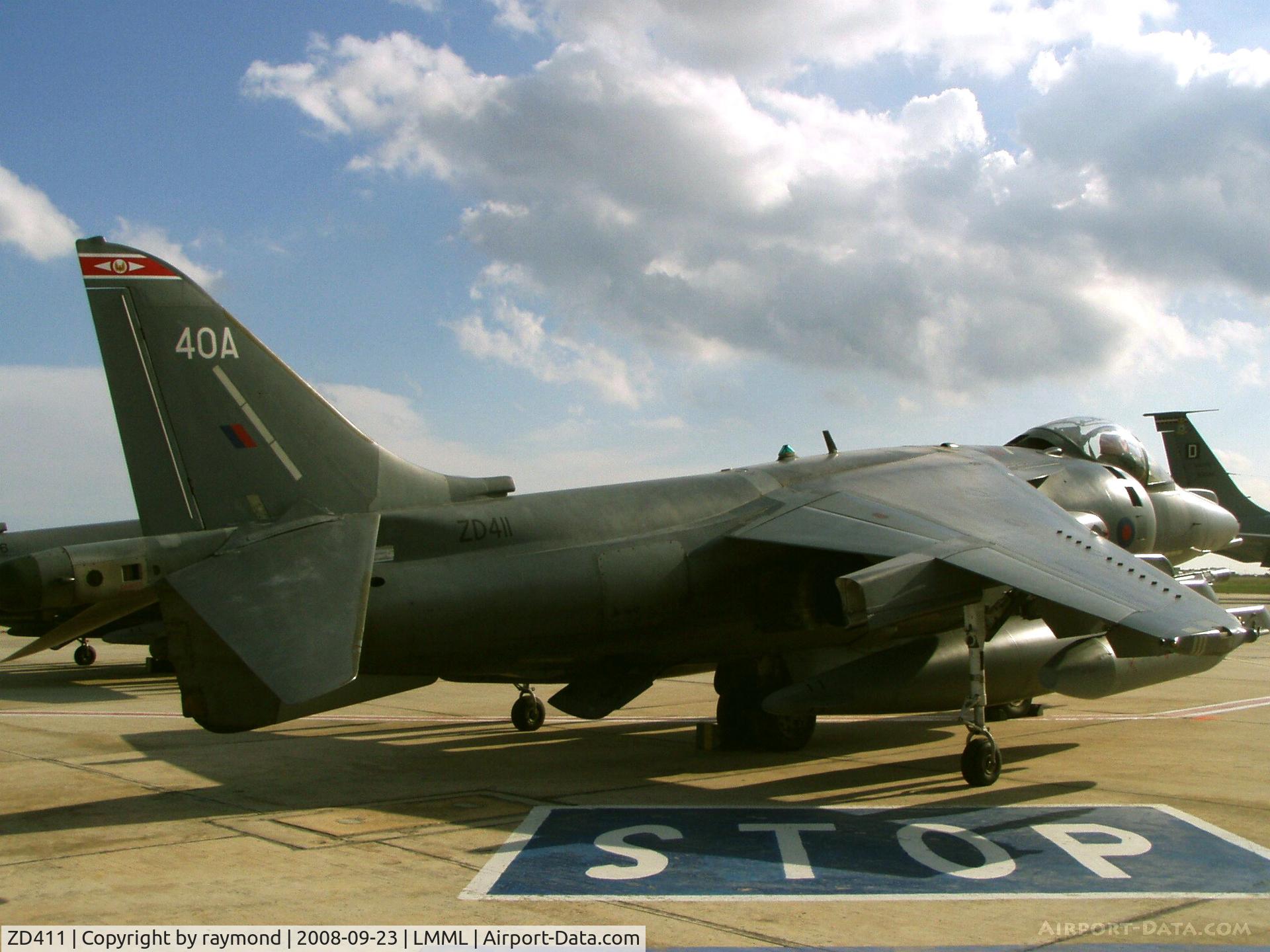 ZD411, 1989 British Aerospace Harrier GR.7A C/N P40, Harrier GR7 ZD4140A 1Sqd RAF