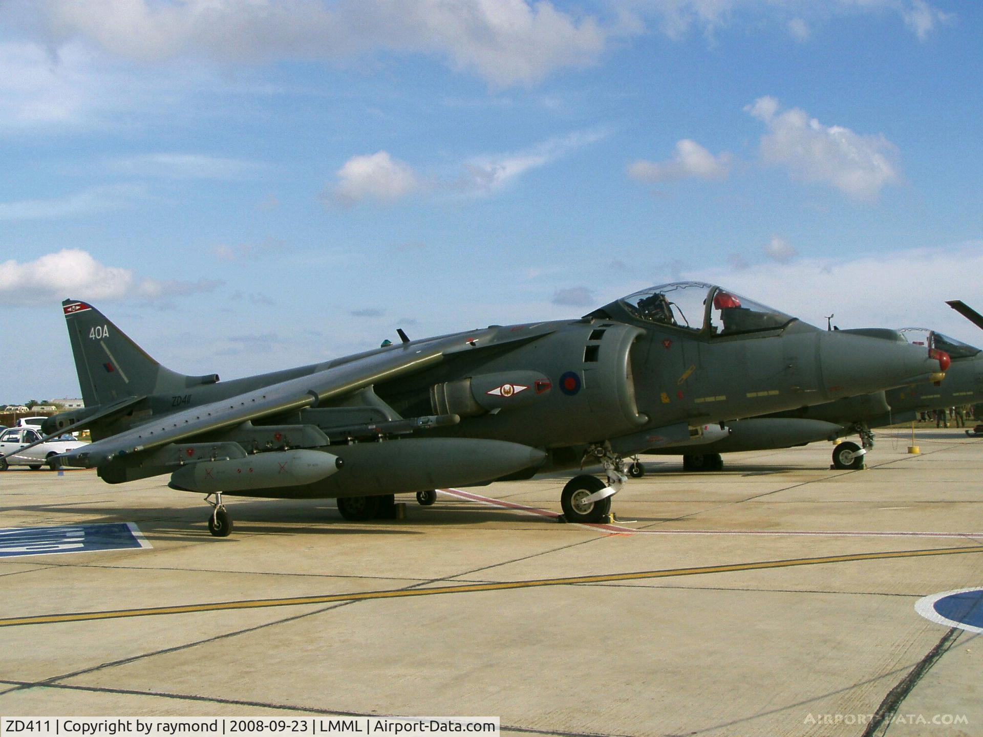 ZD411, 1989 British Aerospace Harrier GR.7A C/N P40, Harrier GR7 ZD411/40A 1Sqd RAF