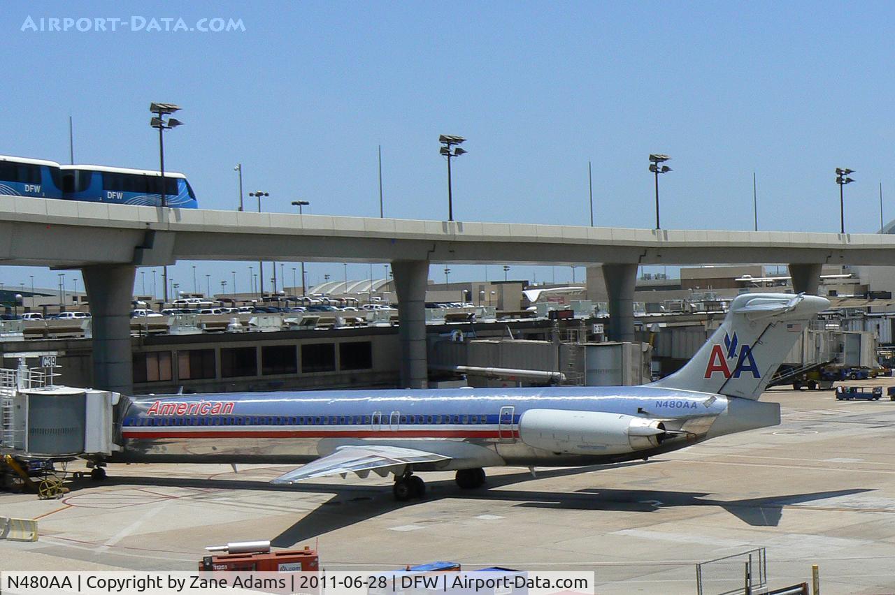 N480AA, 1988 McDonnell Douglas MD-82 (DC-9-82) C/N 49655, At the gate at DFW Airport