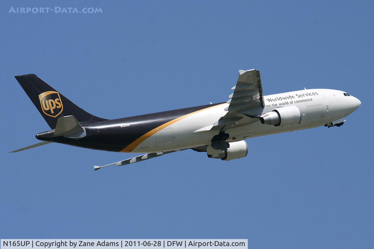 N165UP, 2005 Airbus A300F4-622R C/N 0854, UPS Airbus A300F departing DFW Airport.