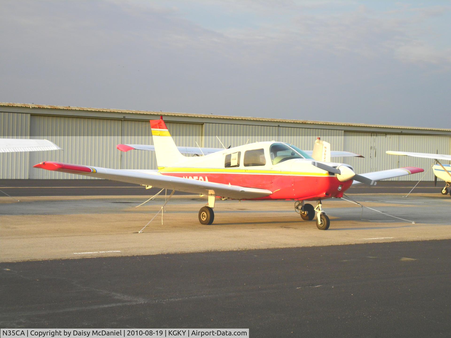 N35CA, 1989 Piper PA-28-161 C/N 2841144, This is a fantastic IFR trainer. It's very well maintained by the owner/ mechanic. If your doing your training near Arlington TX it is well worth your time to check her out.