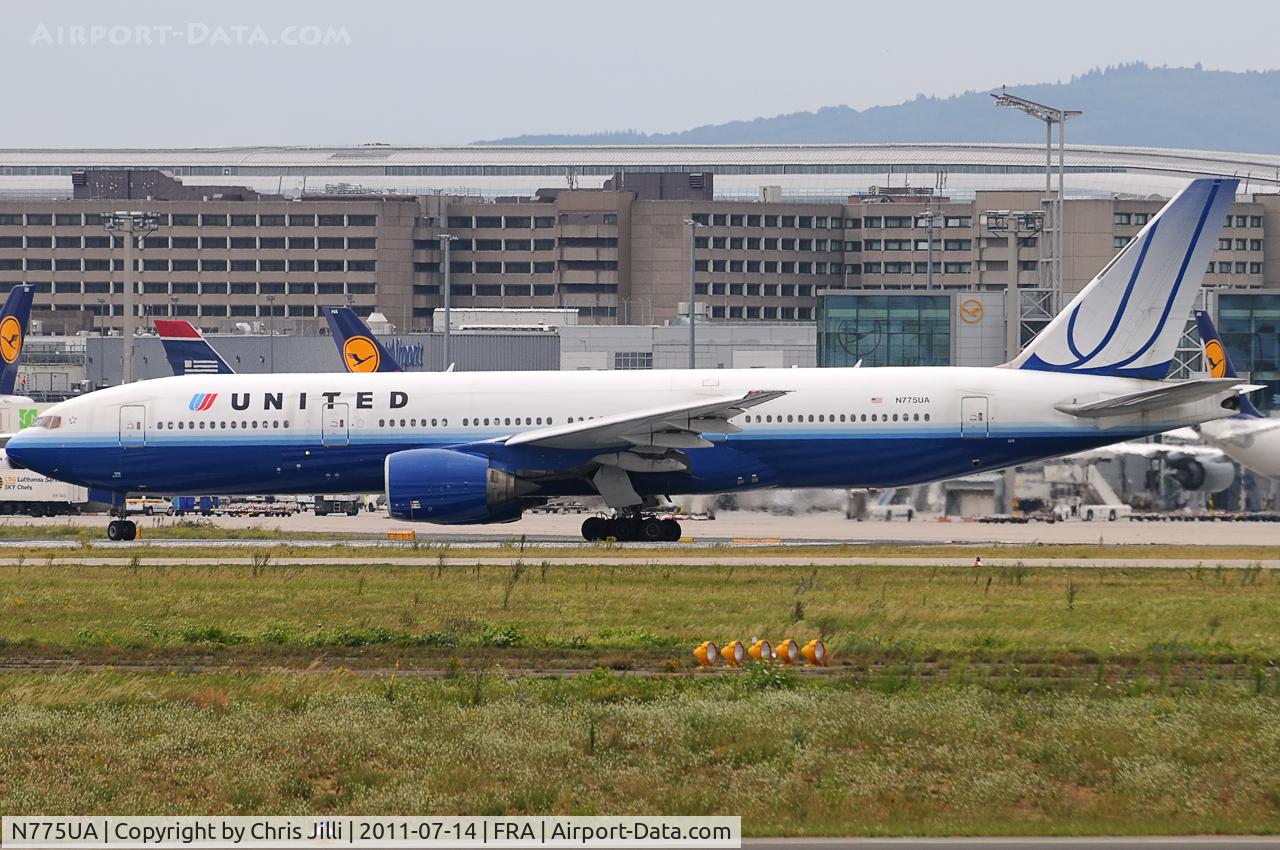 N775UA, 1995 Boeing 777-222 C/N 26947, United Airlines