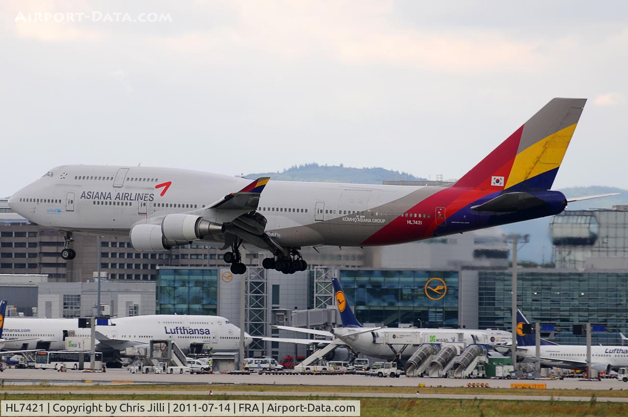 HL7421, 1996 Boeing 747-48EM C/N 25784, Asiana