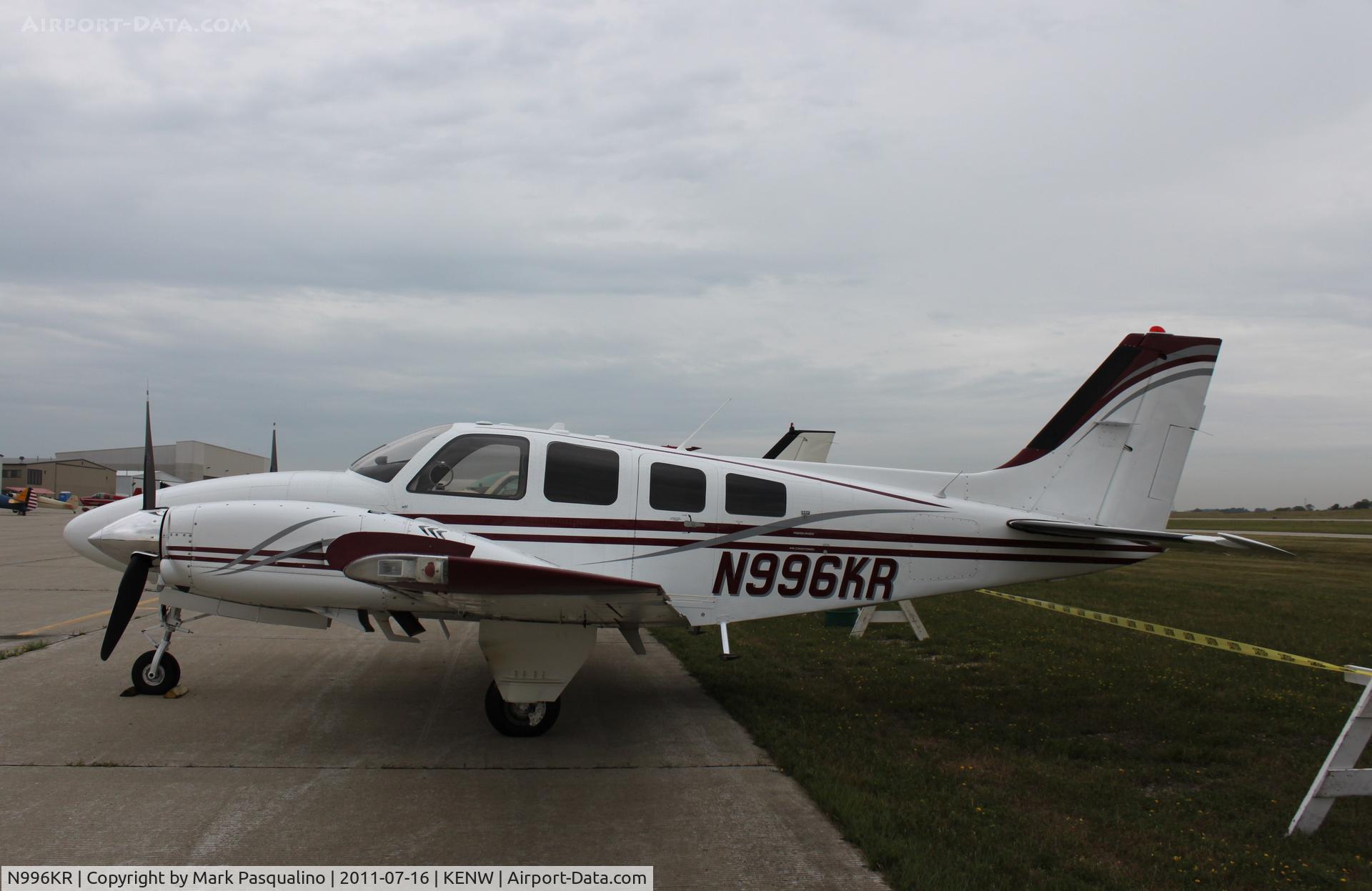 N996KR, 1980 Beech 58P Baron C/N TJ-304, Beech 58P