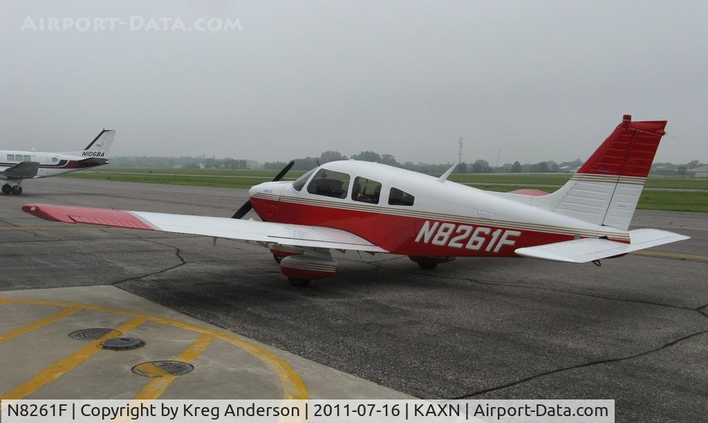 N8261F, Piper PA-28-181 C/N 28-7790235, Piper PA-28-181 Archer at the fuel pump.